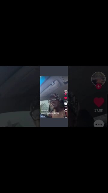 Heartbroken Divester Cries About Being Dumped By “Zaddy” #shorts