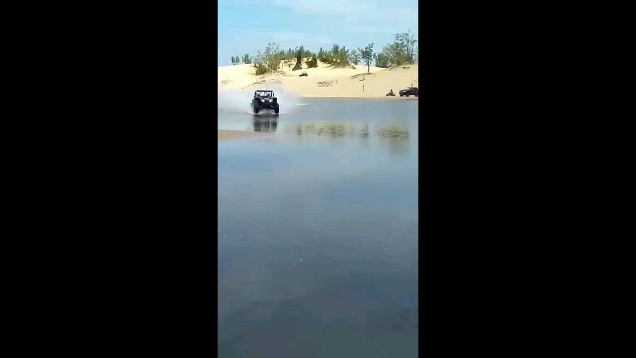 Water skimming wildcat xx at silver lake