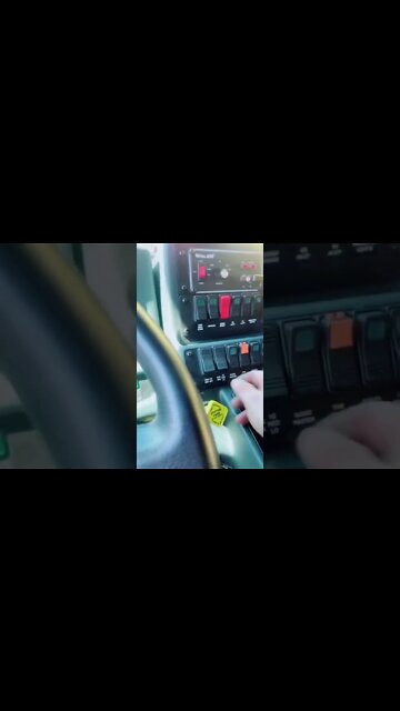 #shorts #2022 funny,prank,funjokes,dad jokes,funny memes,funny video,fun,laughing,funny animal,knock