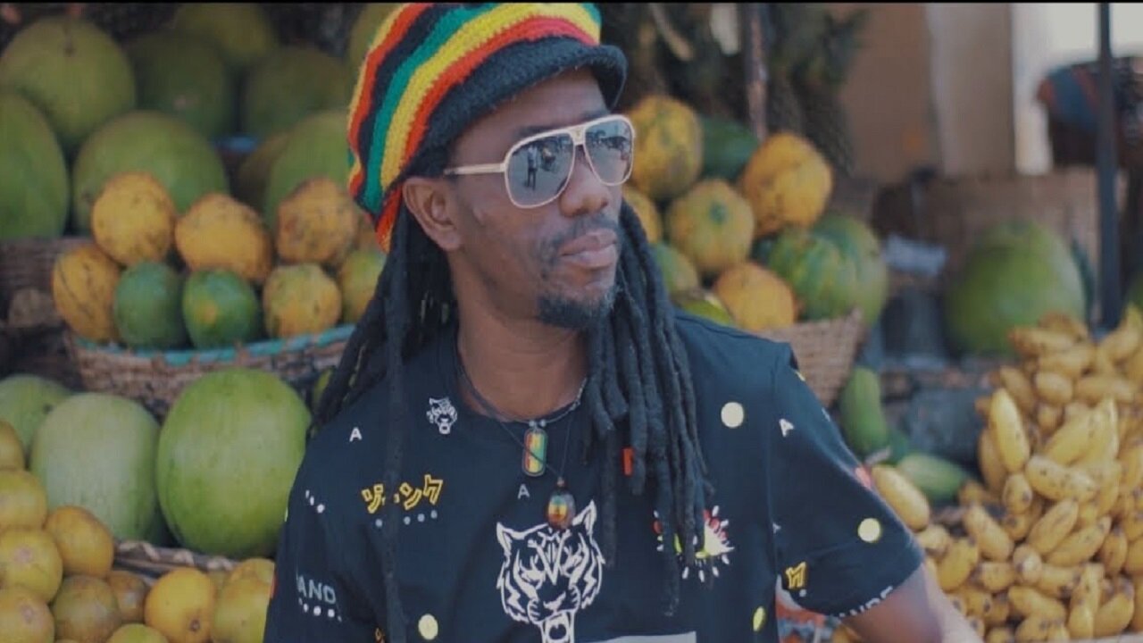 Roots Reggae - Erick Kristal - Ayé Yi Buru [Officail Video]