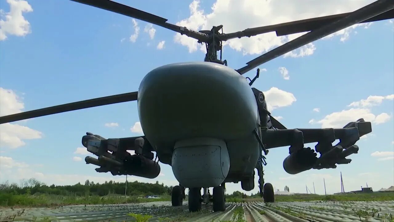 Ka-52 "Alligator", Mi-35 "Hind", Mi-8AMTSH "Terminator" Gunship Crews Destroy Ukrainian Targets