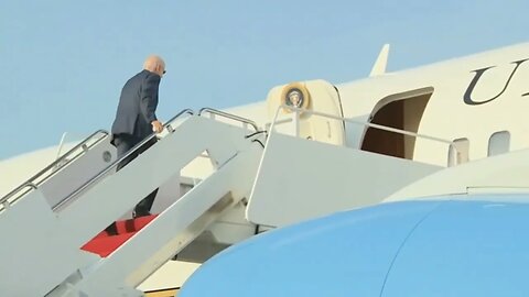 Joe Biden Takes No Questions And Fails To Salute As He Leaves For Weekend Vacation At The Beach