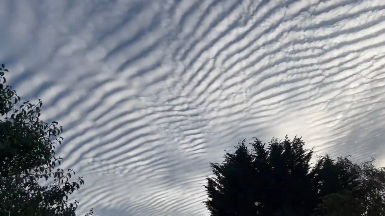 More weather manipulation clouds filmed in the U.K.