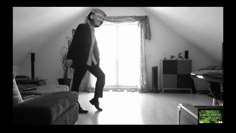 Trump just swing! (Sol 🎬)