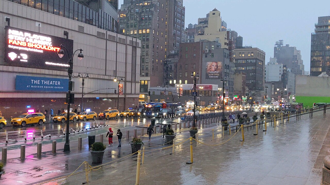 First Snow with Light rain in NYC