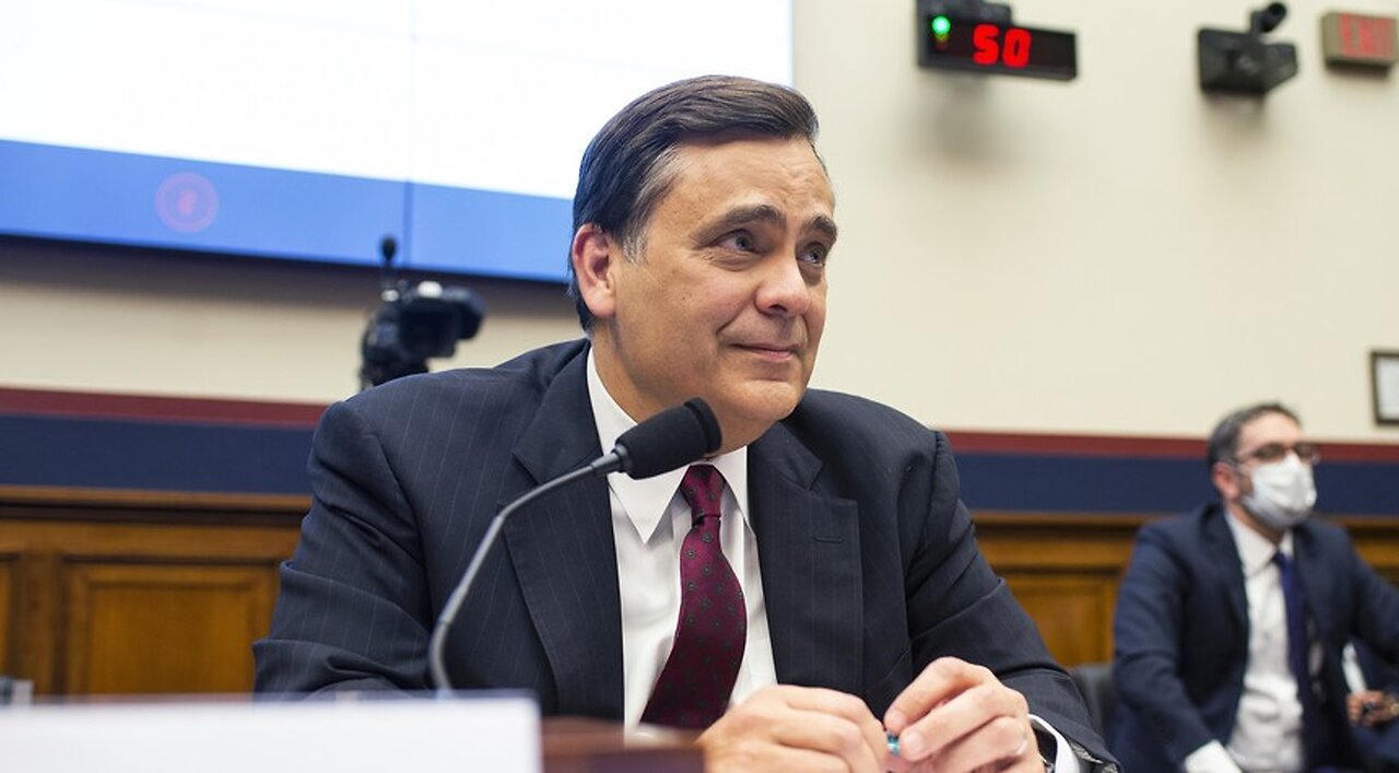 Jonathan Turley Fact Checks AOC, Fetterman, Other Dems on 14th Amendment