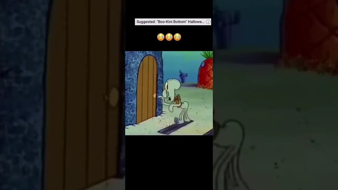 Spongebob fixes Squidward's back #shorts