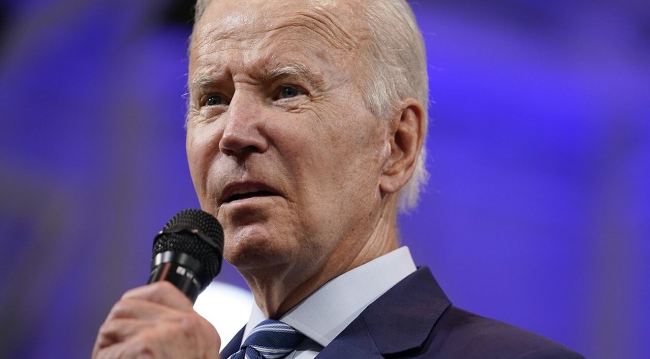 Joe Biden Goes Under the Bus Ahead of Schedule, and a New Contender Emerges