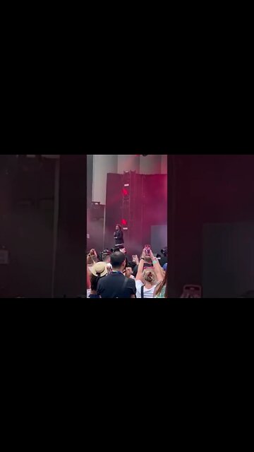 This is #LoriLightfoot, mayor of Chicago. She says F*** Clarence Thomas. #roevswade