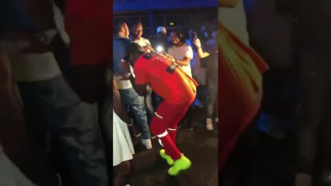 Safaree Dancing in Jamaica, How to dance