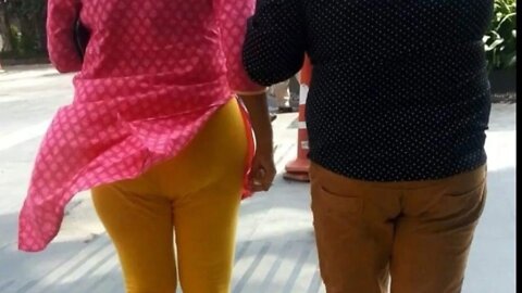 Road Side Standing Shorts Video..😆