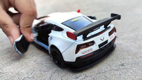 Unboxing of Chevrolet Corvette C7 | SUPER Realistic Diecast car 🤩