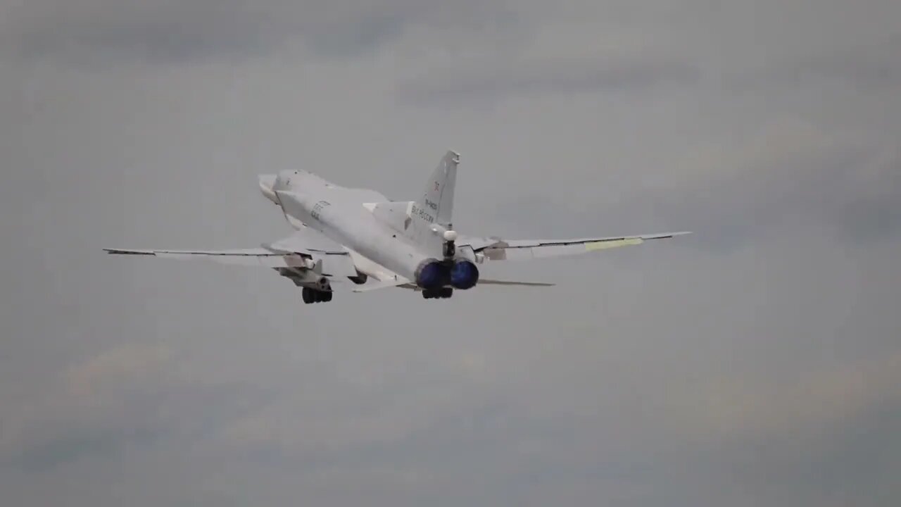 Flight-Tactical Exercise Of Long-Range Tu-22M3 Bombers Begins In Irkutsk Region