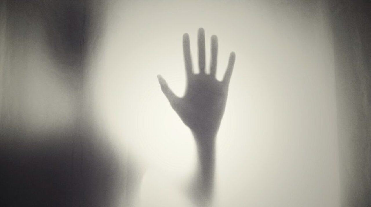 Episode 306: It's Spooktober, so let's talk about the paranormal!