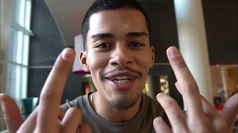 SNEAKO Pulls Hottie on @JustPearlyThings