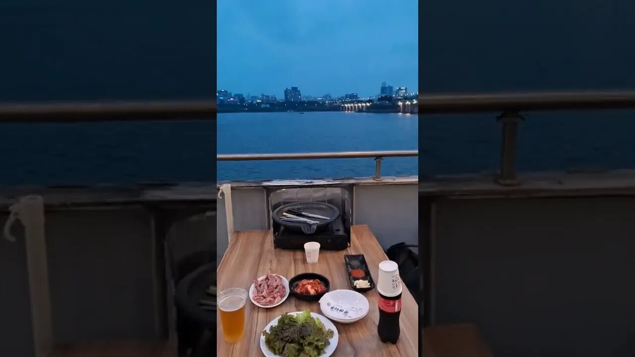 한강 잠두봉 선착장 루프탑