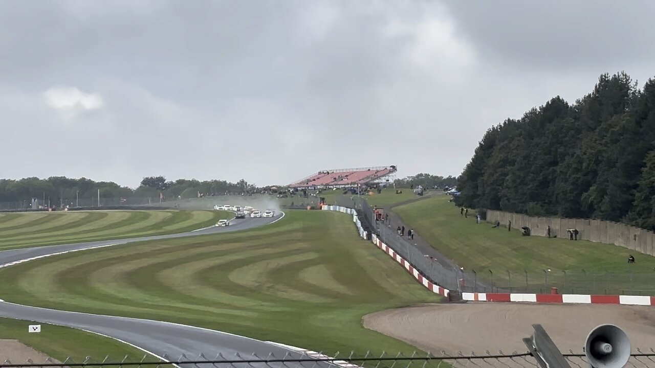 Donington Park Ginetta Spin