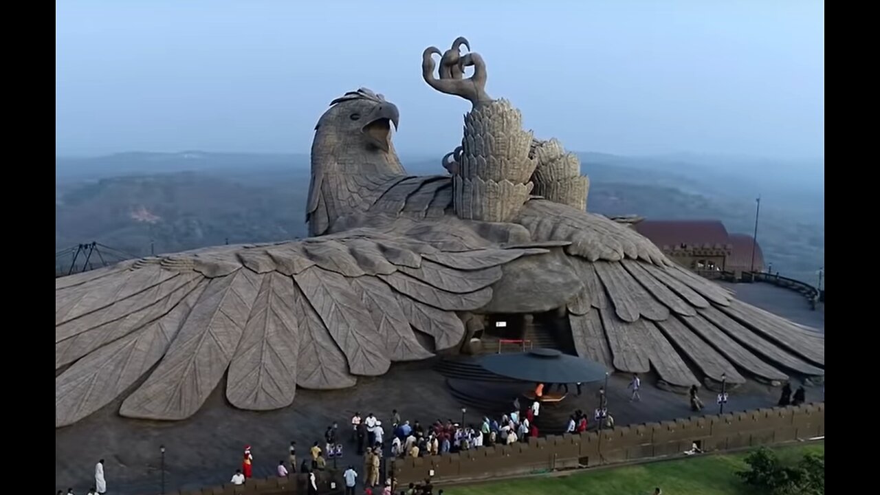 The Largest Bird Sculpture In The World
