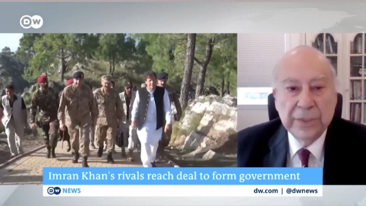 Imran Khan's rivals unite to form a coalition government | DW News