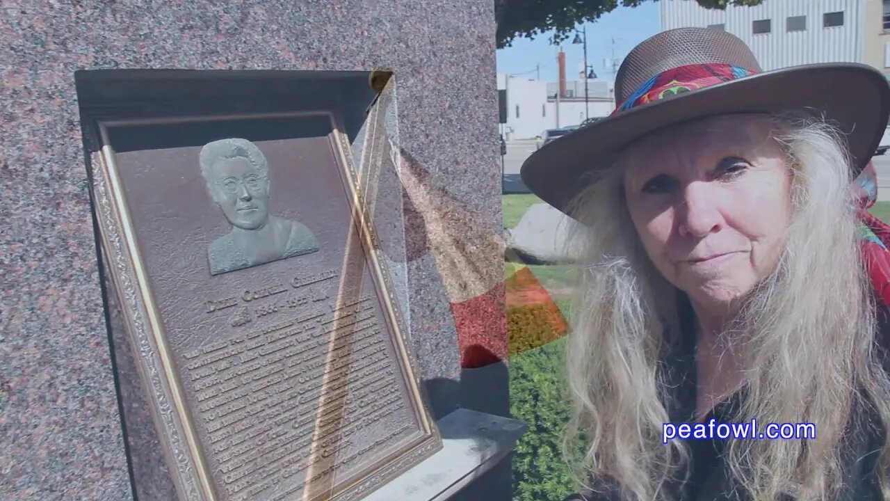 Iowa's State Flag Birthplace, Knoxville, Ia. Travel USA, Mr. Peacock & Friends, Hidden Treasures