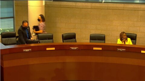 VIDEO: Eastpointe council meeting ends abruptly after arguments between mayor, residents