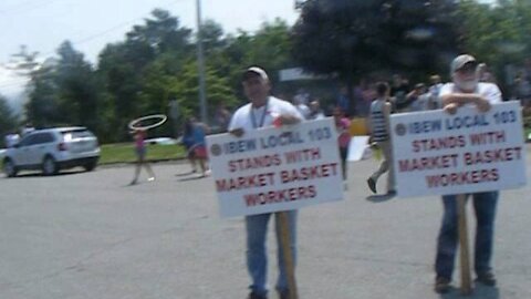 market basket protest 7 25 14 2 Union guys