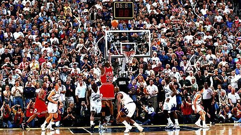 Michael Jordan Last minutes in his FINAL BULLS GAME vs Jazz (1998)