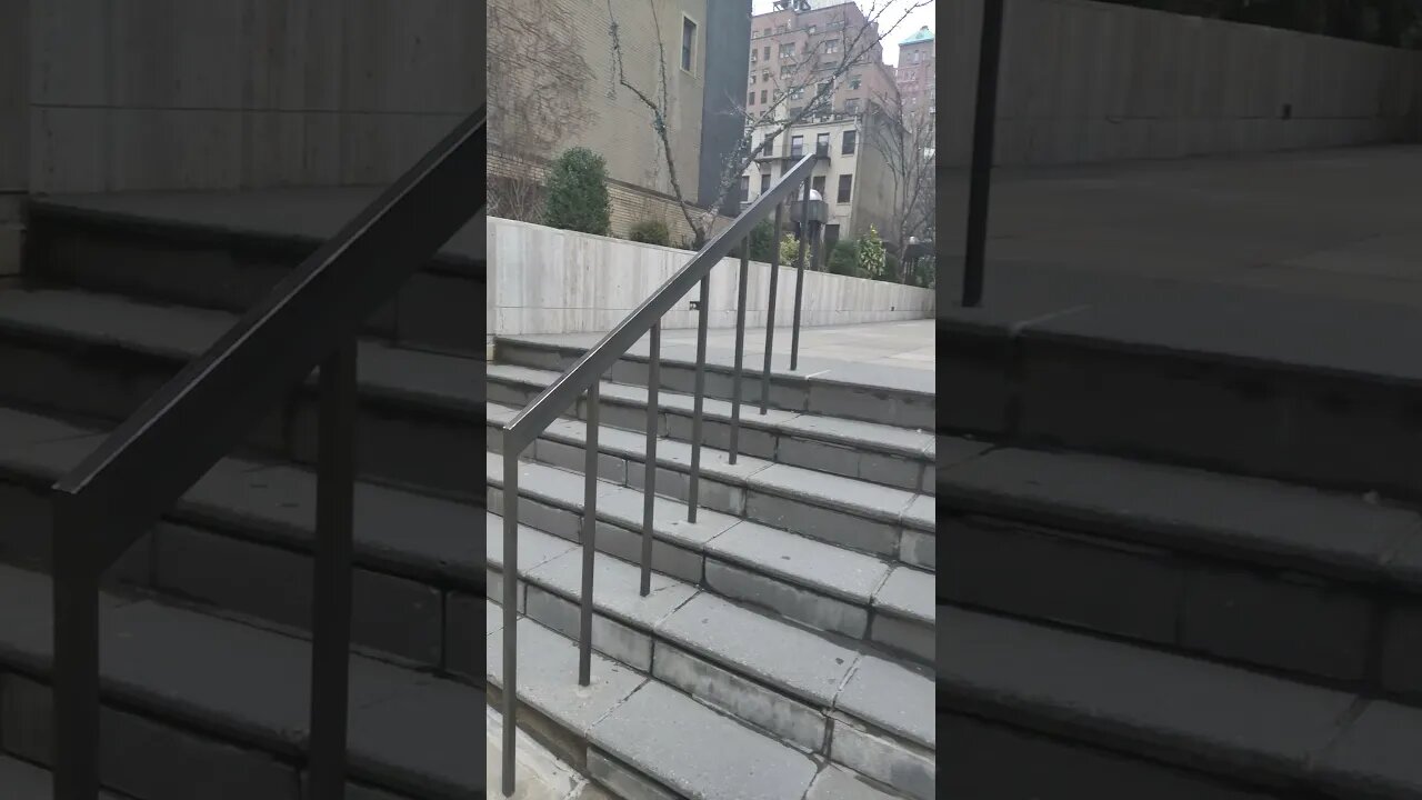 East 37th Street and 3rd Avenue in New York City 2021.