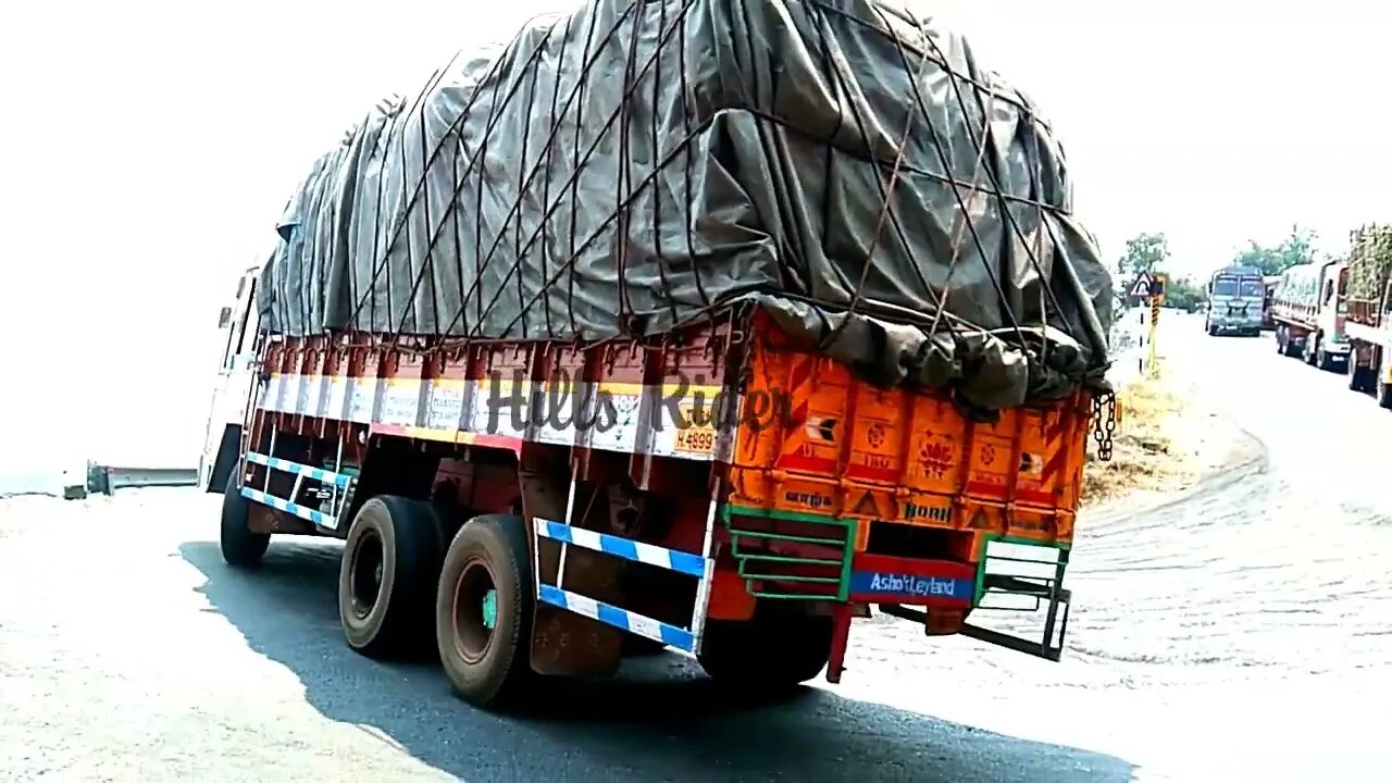 Heavy Load Truck 10 Wheels Lorry Hairpin Bend Turning Dhimbam Hills Road hills UK07 rider