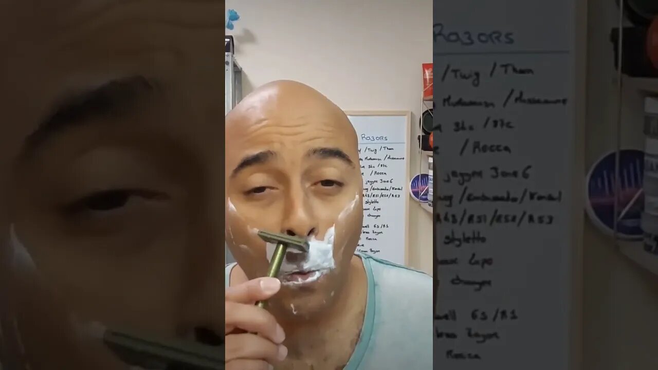 ASMR A Podcast Inspired shave, "The Retro Wetshaving Podcast"๐ ๐ช ๐งผ ๐๏ธ ๐ฌ ๐ฅ ๐๐พ ๐#asmr #shavingproducts