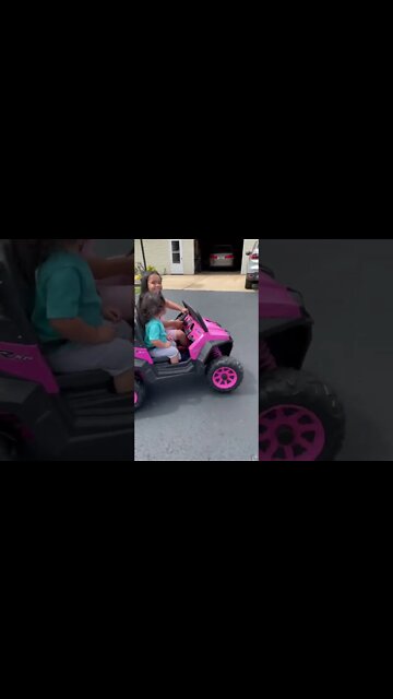 #shorts #tiktok #reels by #tinyandjuniortv at #activatestudio