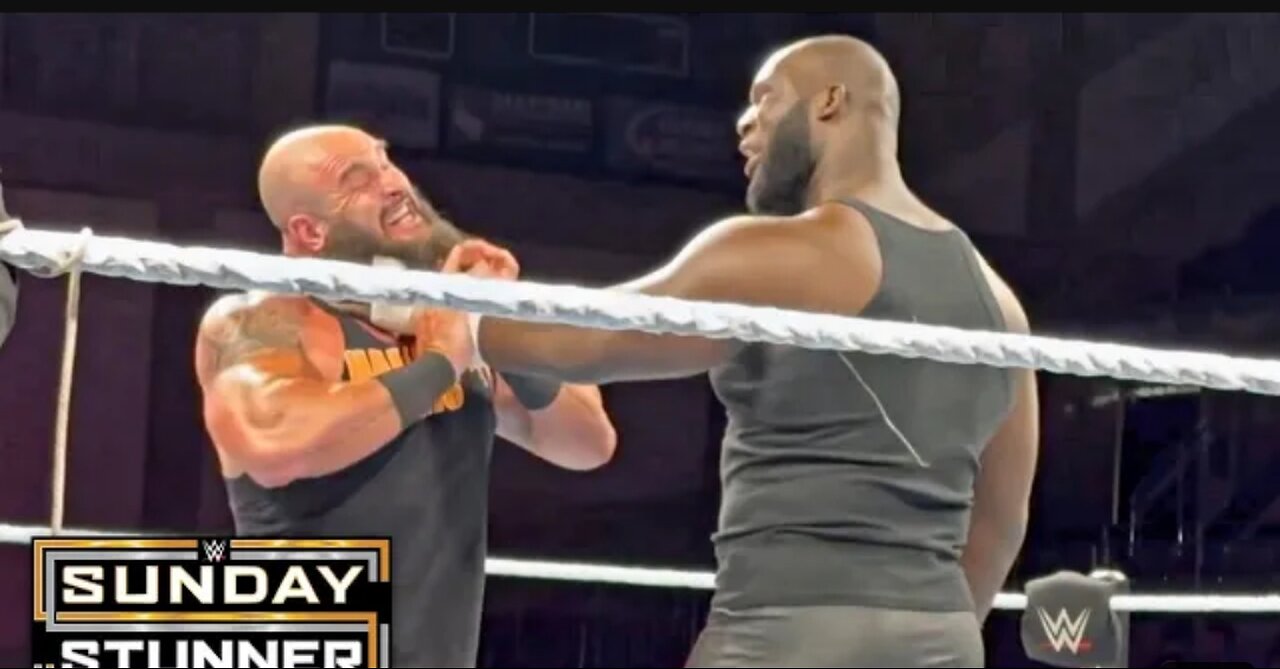 BRAUN STROWMAN DESTROYS OMOS WWE LIVE EVENT FIGHT| BRAUN STROWMAN VS OMOS WWE LIVE EVENT