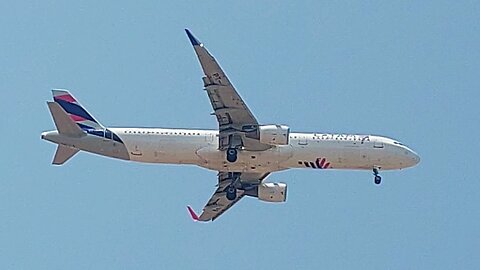 Airbus A321 PT-XPO vindo de São Luís do Maranhão para Fortaleza