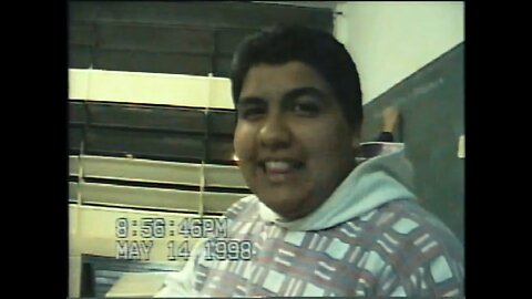 Aula no 3º Mercadologia C 15 de maio de 1998 VHS com efeitos de melhoria