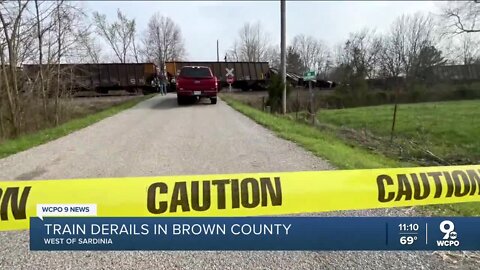 2 students hospitalized after shooting near Woodward High School