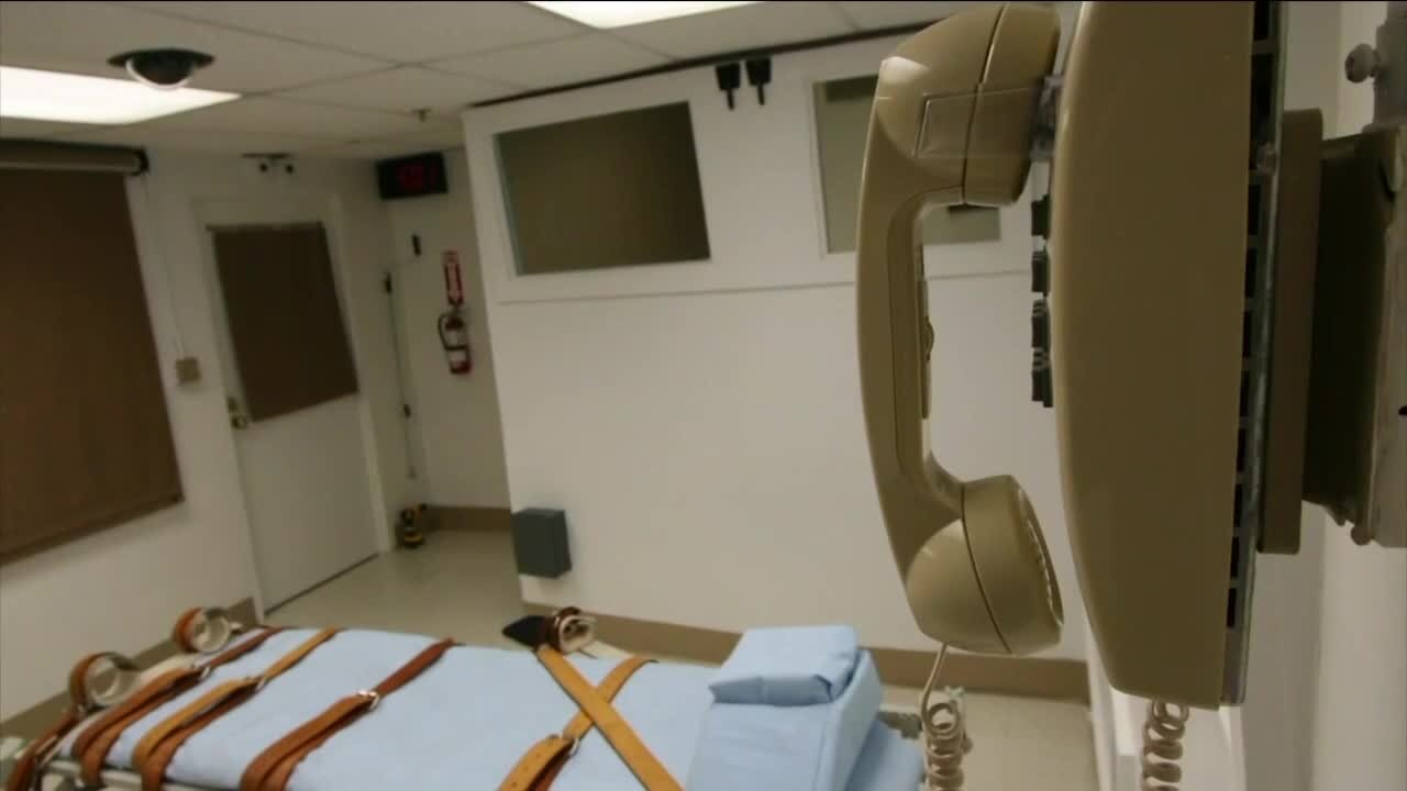 Florida executes man for 1990 murder while a fugitive