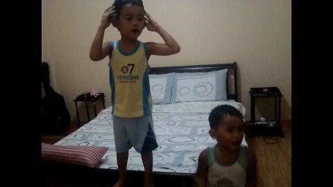 Mark And Karl Singing I Kaka Pigil Ihi I Treasured Moments I Buhay Nanay