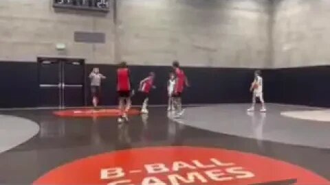 Brady nails the three, plus both foul shots, a 5 point play!
