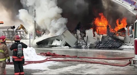 Feu aréna St-Prosper 4