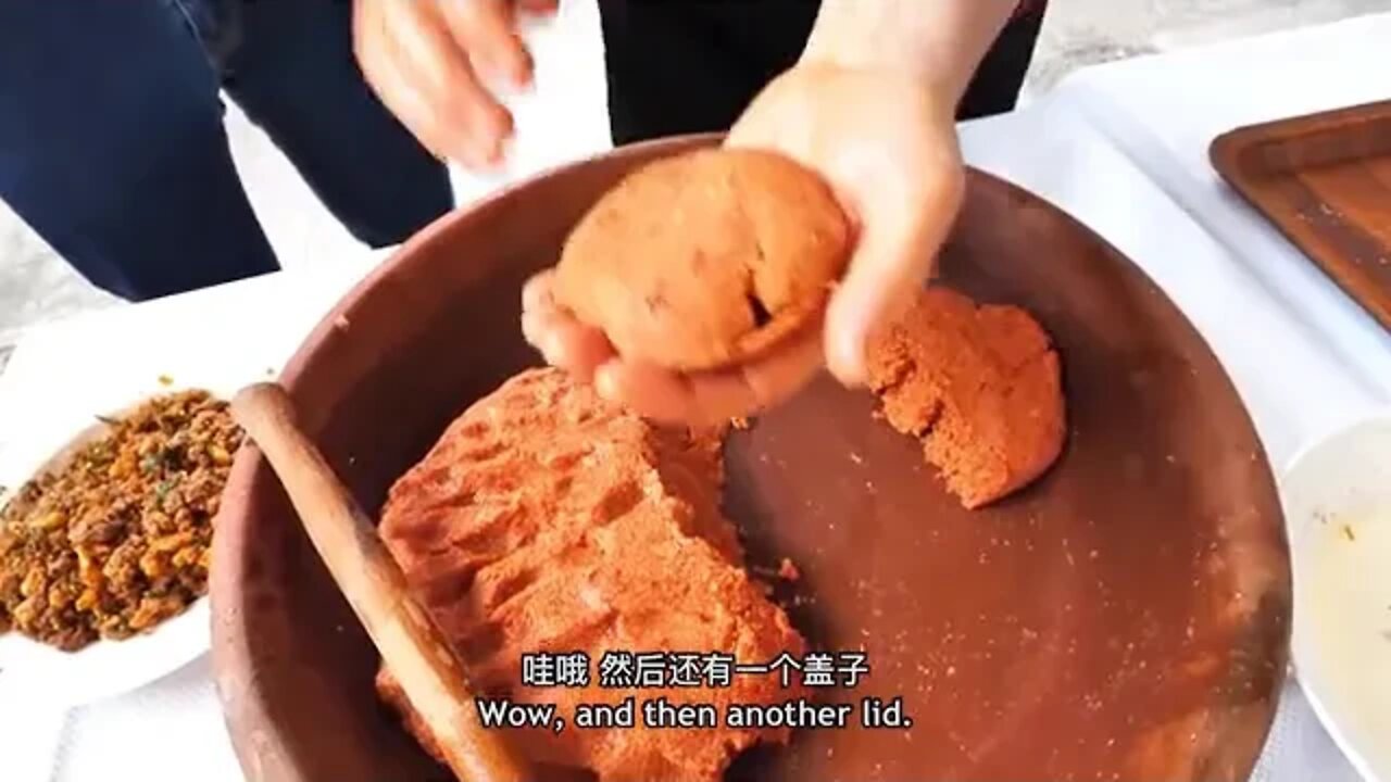 Eating delicious street food with my friends in Turkey 15