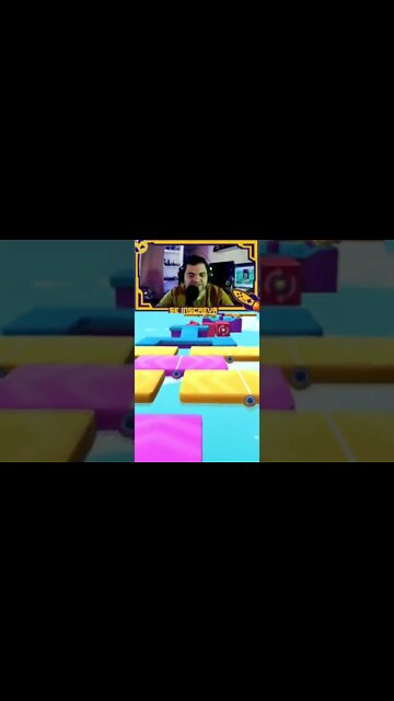 EAI GALERA COMENTA AI QUANTAS COROAS VOCÊ TEM E ME SEGUE. #cosmiconerd #stumbleguys