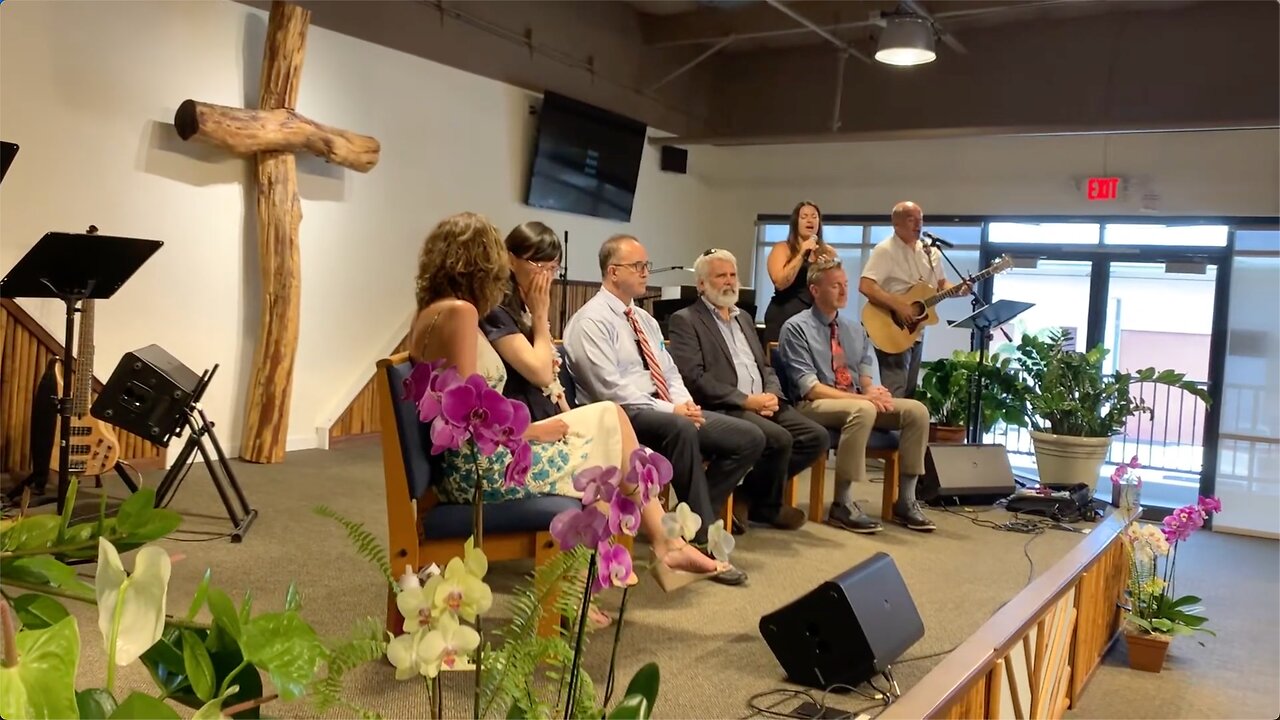 "Praise the Lord" w/ New Jersey native Li-Meng Yan in Hawaii (Richard Urso Robert Malone Ryan Cole)
