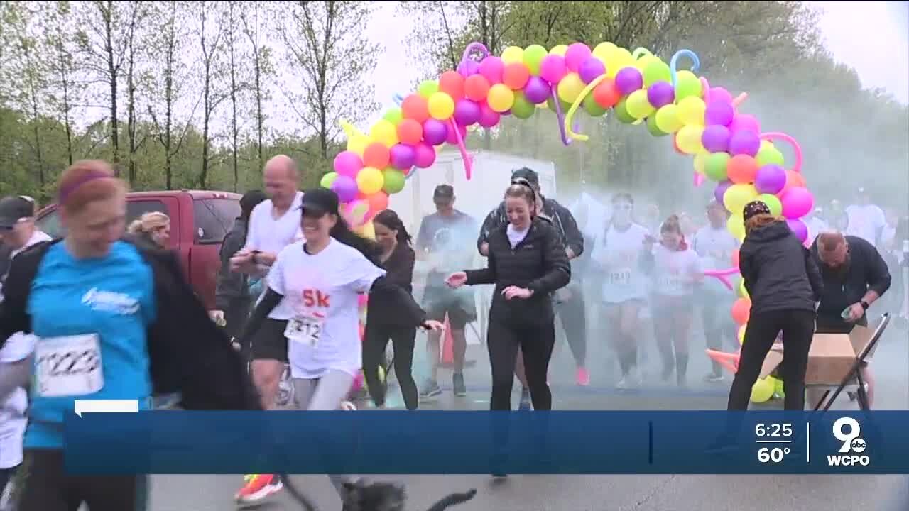 Hustle for HealthSource Color 5K raised money for community health program