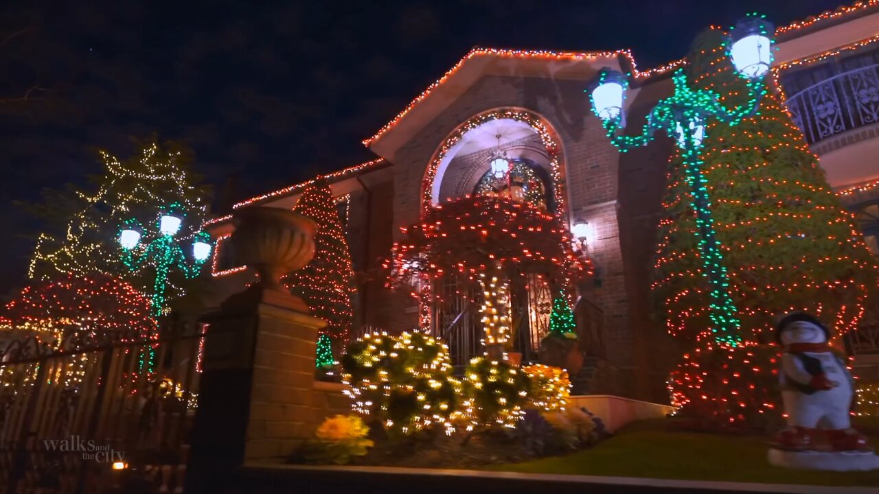 Christmas 🎄🎁 decoration| Night walk in New York (4K) |