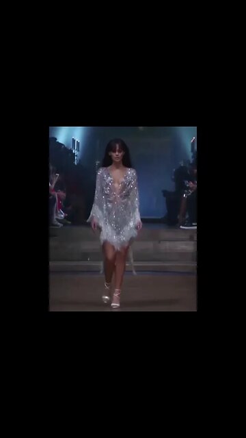 Julien Macdonald RTW #Shorts