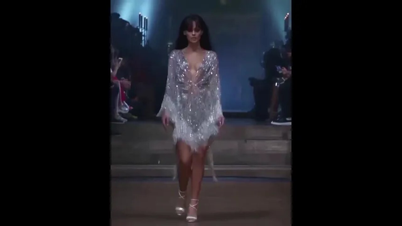 Julien Macdonald RTW #Shorts