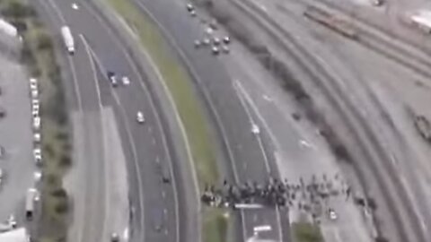 PROTESTORS BLOCK BAY AREA BRIDGES