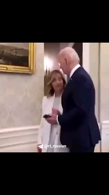 Biden said goodbye to the Italian Prime Minister with a kiss on the forehead