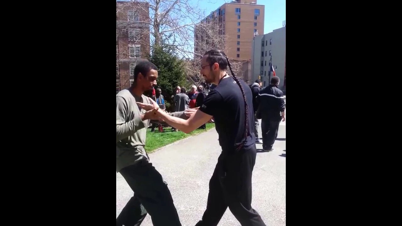 Taiji Push Hands w/ Mike Pt 1 - World Tai Chi Day NYC 2015