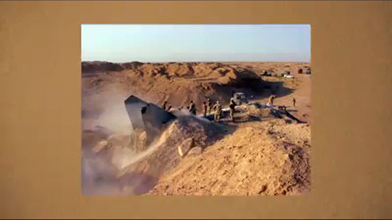 Dark Photos The Mysteriously Buried Fighter Jets in the Middle of a Desert.